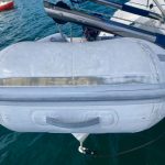 Ziemlich abgewetzt unser armes Dingi.