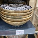 Endlich finden wir eine neue Schüssel für unseren Salon.